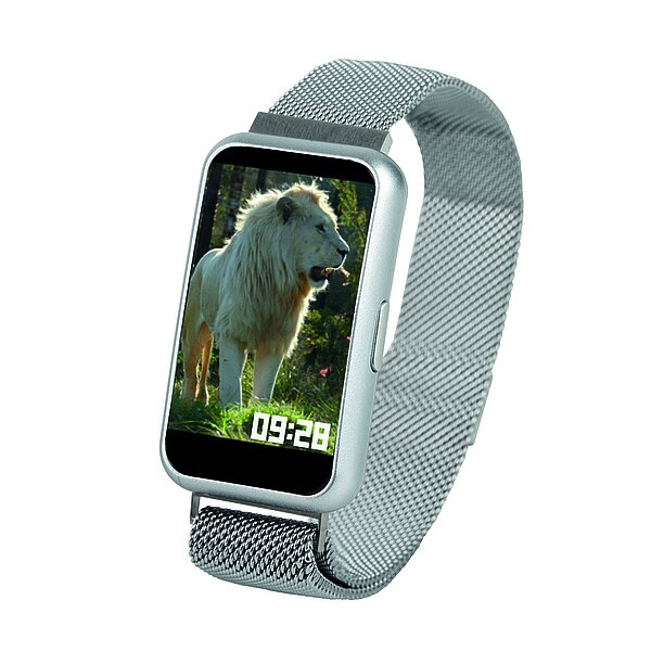 Fitness-/Aktivitätstracker mit silbernem Gehäuse und silberfarbenem Meshband - von Paragon Uhren